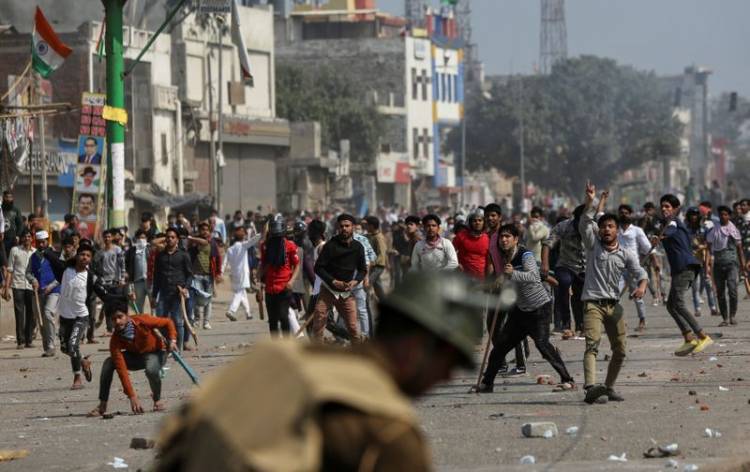 Kekerasan Sektarian Terburuk Di Delhi